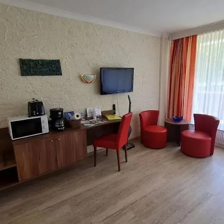 Apartment Ferienwohnung Mit Bergblick Am Golfplatz